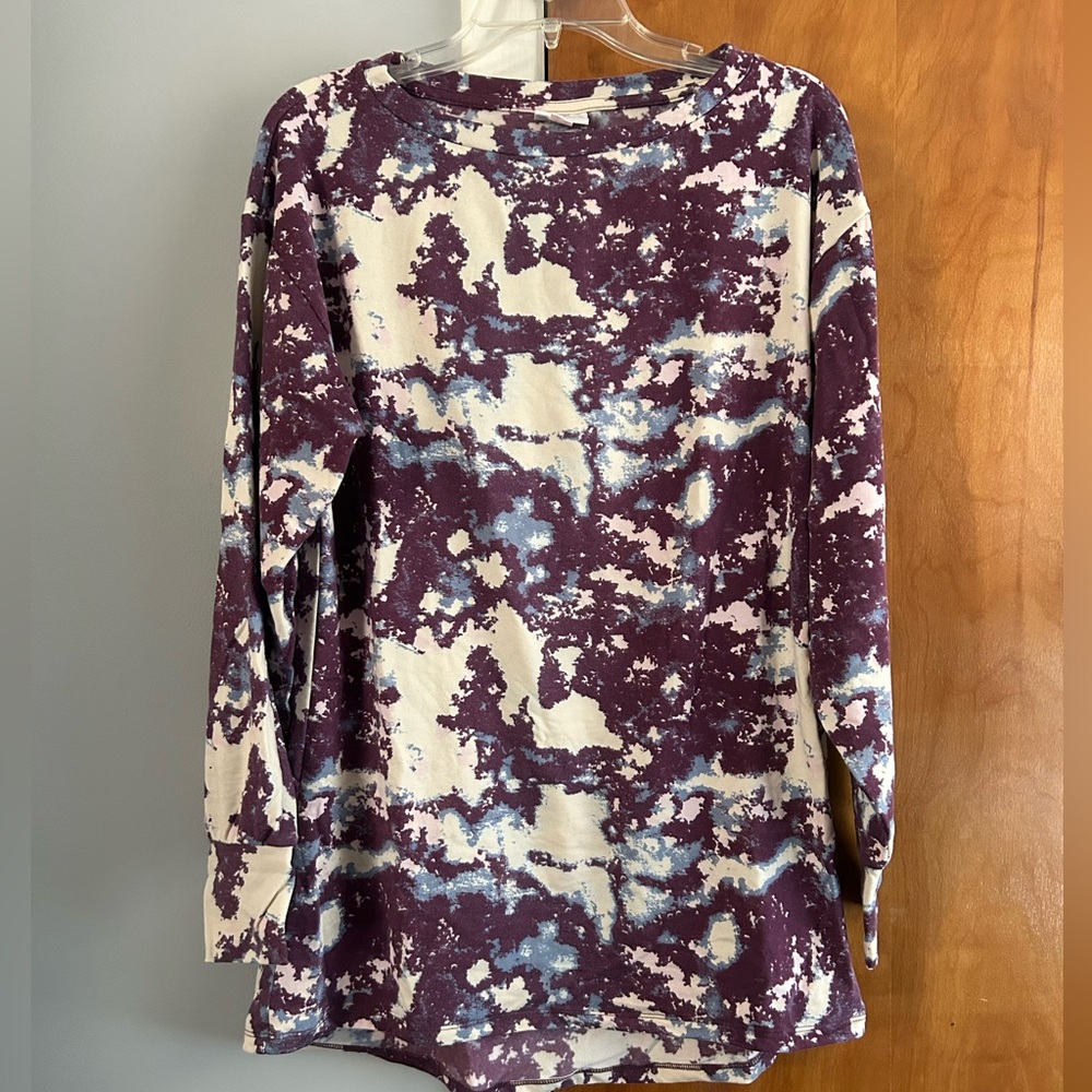2/$12 bundle- Lularoe Nora Top Small